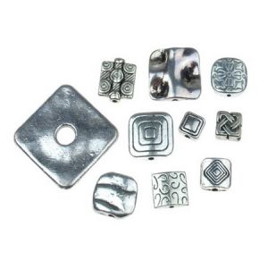 мънисто метал квадрат АСОРТЕ 10±22x10±22x2±7 мм дупка 1±5.5 мм цвят старо сребро -20 грама