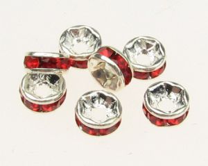 шайба метал с кристали червени 6 мм цвят бял -10 броя