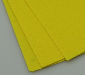 Филц лист - дебелина 1 мм., размер 20x30 см. цвят жълт -1 брой