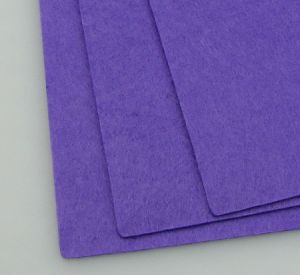 Филц лист - дебелина 1 мм., размер 20x30 см. цвят лилаво тъмно -1 брой