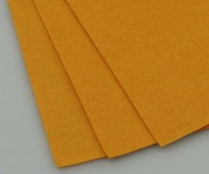 Филц лист - дебелина 1 мм., размер 20x30 см. цвят оранжев тъмно -1 брой