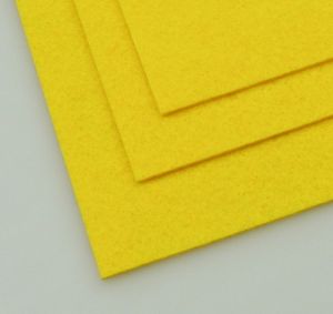 Филц лист - дебелина 2 мм., размер 20x30 см. цвят жълт -1 брой