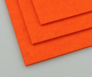 Филц лист - дебелина 3 мм., размер 20x30 см. цвят оранжев-1 брой