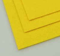 Филц лист - дебелина 2 мм., размер 20x30 см. цвят жълт -1 брой