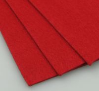 Филц лист - дебелина 3 мм., размер 20x30 см. цвят червен -1 брой