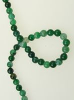 наниз мъниста полускъпоценен камък АХАТ ивичест зелен топче 6 мм ±65 броя