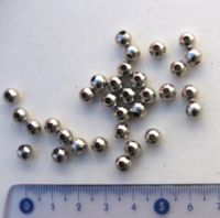 топче метално сребро -6х2мм. отвор -50бр.